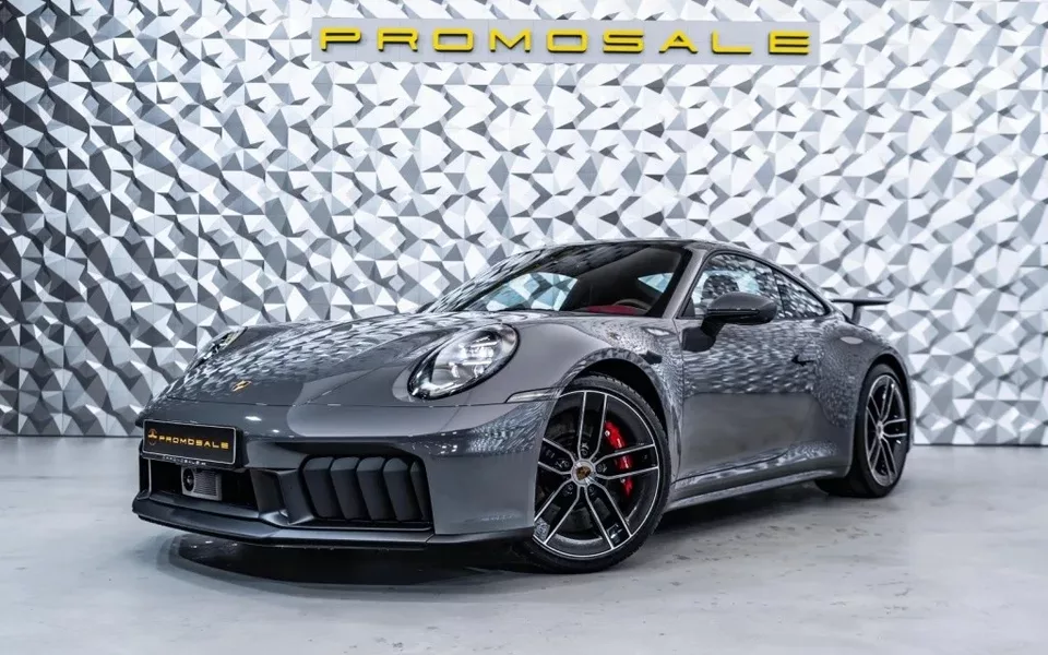 PORSCHE 911 911 Carrera 4 GTS Coupé PDK
