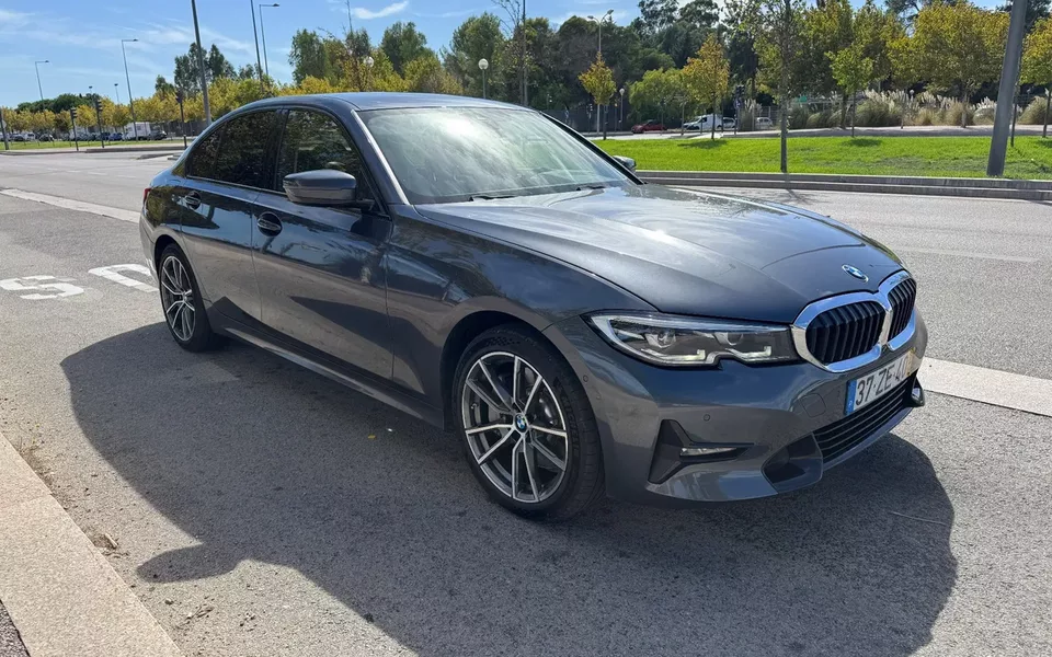 BMW 330 e Line Sport Auto
