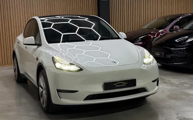 Tesla Model Y Long Range Tração Integral