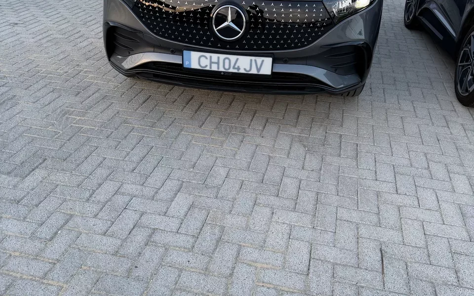 Mercedes-Benz EQB 250+ AMG Line