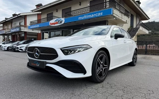 Mercedes-Benz A 250 e AMG Line