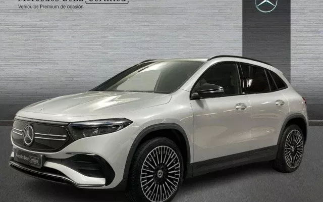 MERCEDES-BENZ EQA EQA 300 4matic