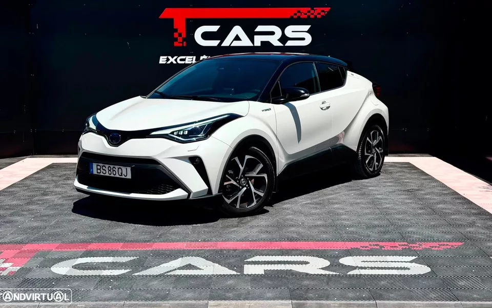 Toyota C-HR 1.8 Hybrid Square Collection
