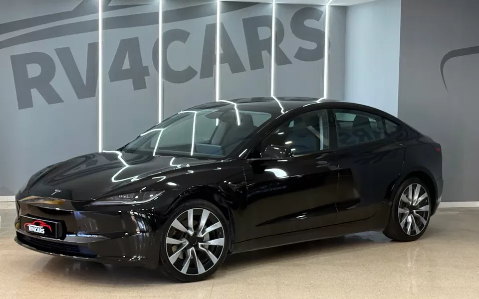 Tesla Model 3 Tração Traseira