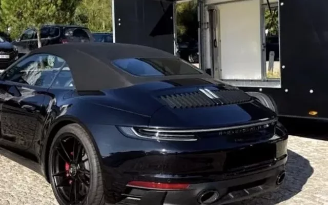 Porsche 911 (992) Carrera 4 GTS PDK