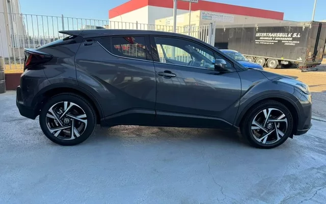 TOYOTA C-HR C-HR 125H Advance