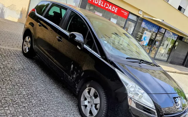Peugeot 5008 1.6 HDi Executive