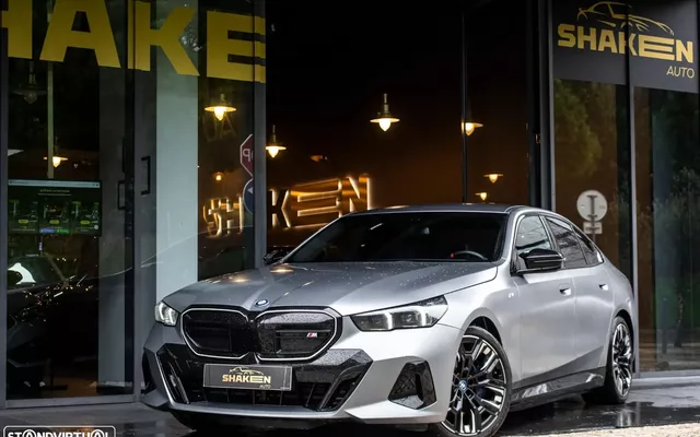 BMW i5 M60 xDrive Pack Desportivo M Pro
