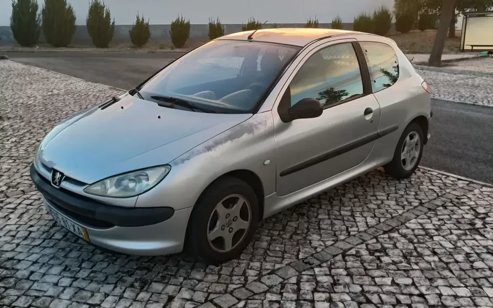 Peugeot 206
