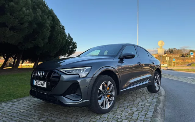 Audi e-tron 55 quattro S line