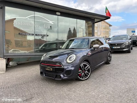 MINI 3 Portas John Cooper Works Auto Desportiva
