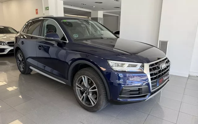 AUDI Q5 Q5 2.0 TFSI Design Q.-ultra S-T (9.75)