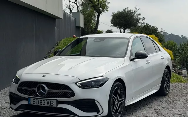 Mercedes-Benz C 300 de AMG Line