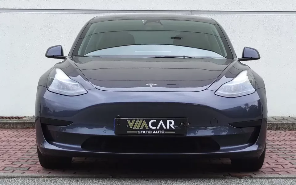 Tesla Model 3 Standard Range Plus RWD