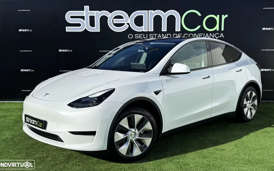 Tesla Model Y Standard