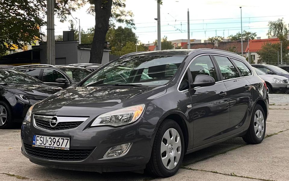 Opel Astra J SportsTourer