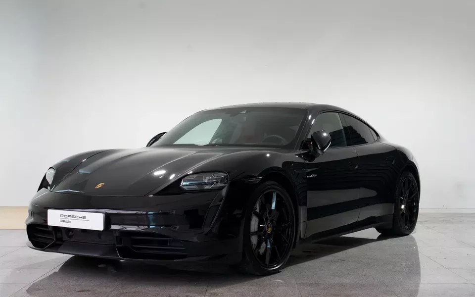 Porsche Taycan Turbo