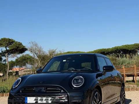 MINI 5 Portas Cooper S Premium JCW Auto