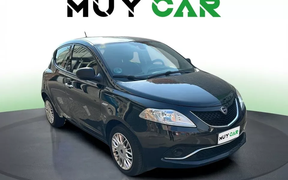 LANCIA Ypsilon Ypsilon 1.2 evo II Platinum - 8390€ en Girona