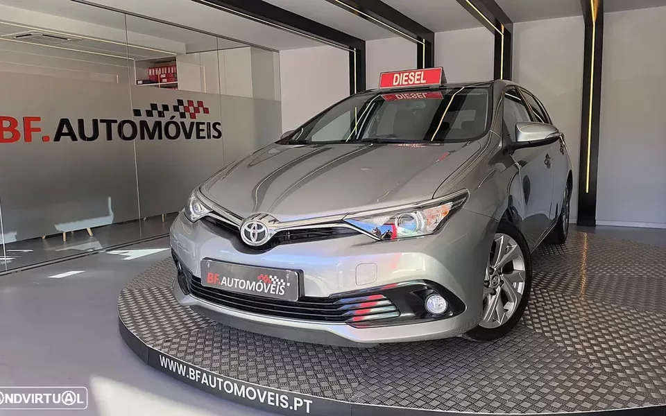 Toyota Auris 1.6 D-4D Exclusive+Navi