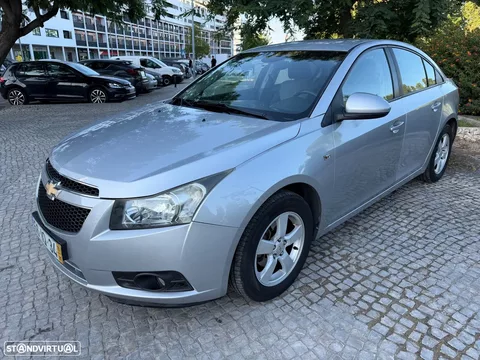 Chevrolet Cruze 1.6 LS