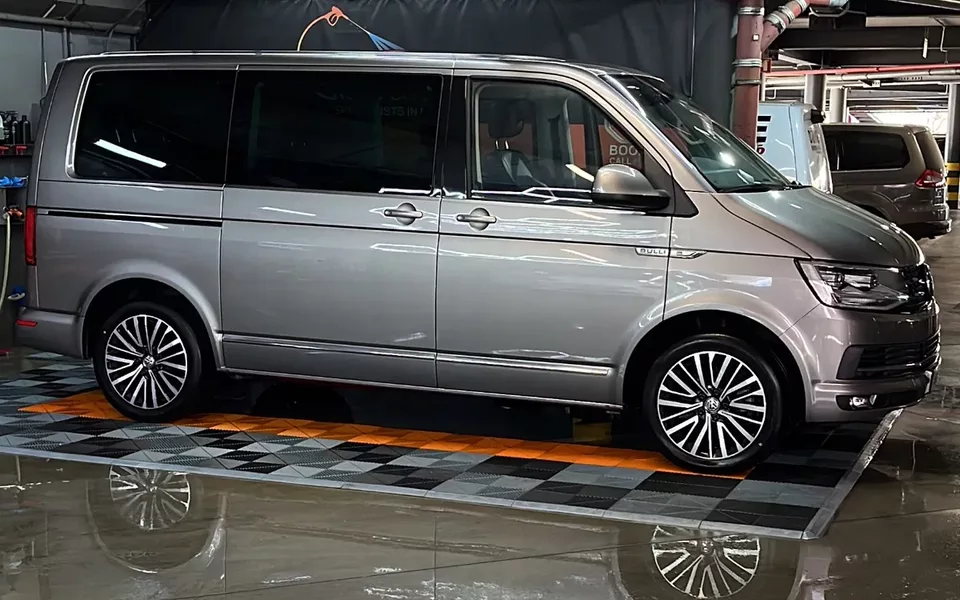 VW Multivan 2.0 TDI Comfortline DSG