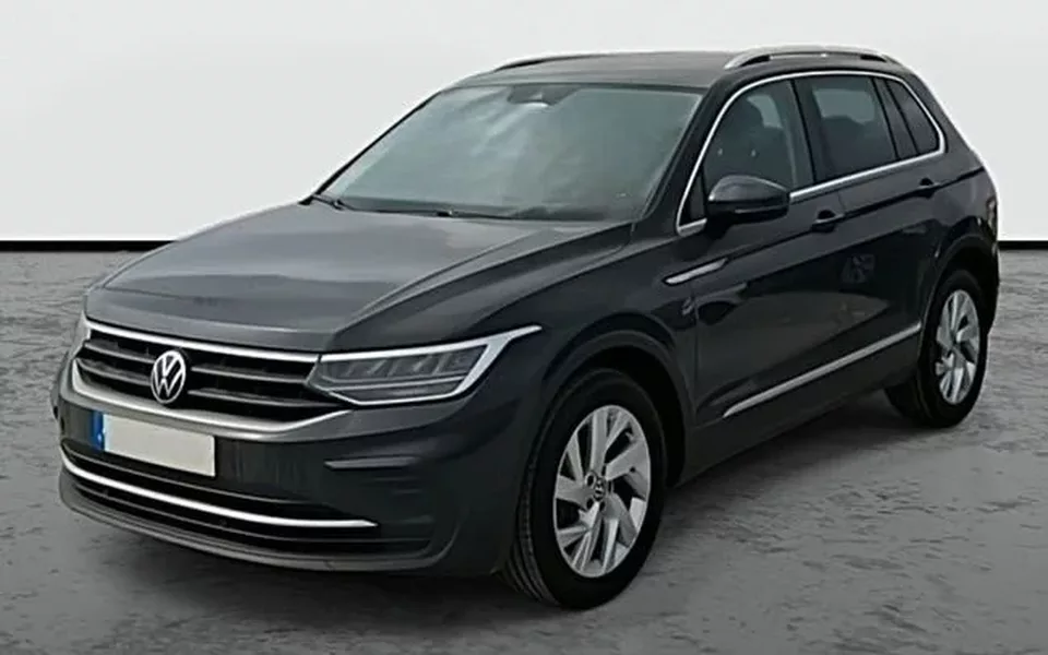 VOLKSWAGEN Tiguan Nuevo Connect 1.5 TSI SG6 96 kW (130 CV) (AX13AX12)