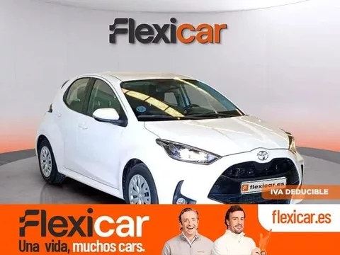 Vendido: TOYOTA Yaris 1.0 70 Business - 5P (2019) - 14990€ en Huércal de almería