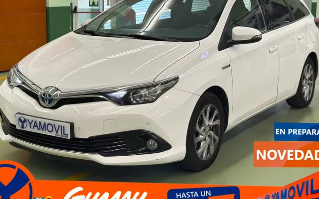 Toyota Auris 140H Hybrid Touring Sports Feel! 100 kW (136 CV)