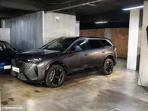 Peugeot E-5008 73 kWh GT