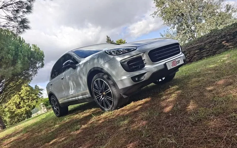 Porsche Cayenne Platinum Edition