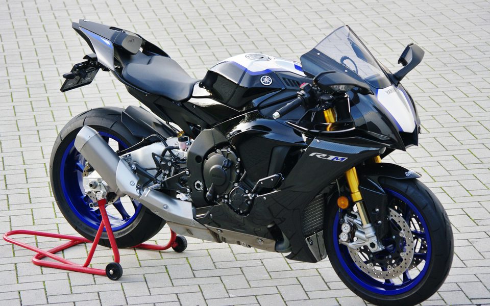 Yamaha YZF R1 M