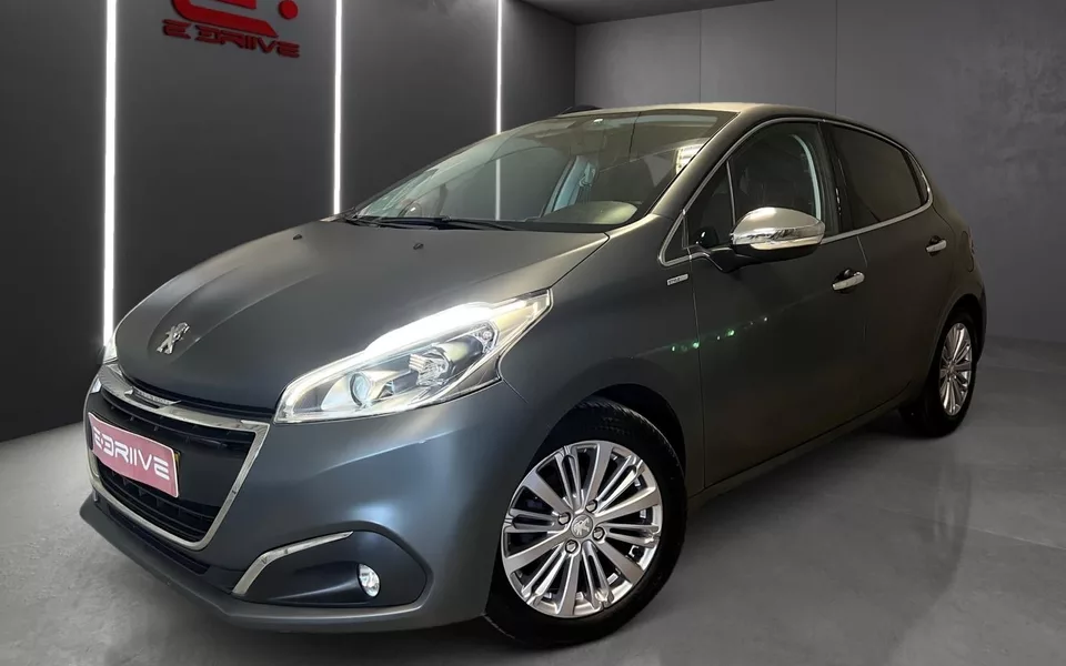 Peugeot 208 1.2 PureTech Signature