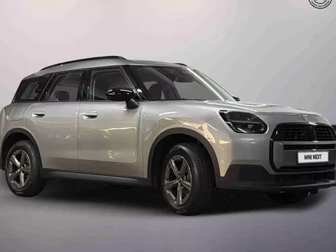 MINI - Mini Countryman - Mini Countryman D Essential XS