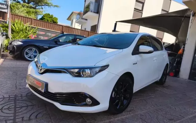 Toyota Auris 2016 1.8 HSD Comfort+J17