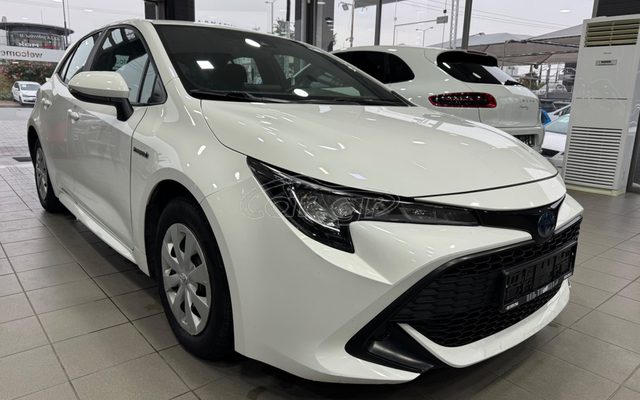 Toyota Corolla 2021 1.8 HYBRID AUTOMATIC ACTIVE!