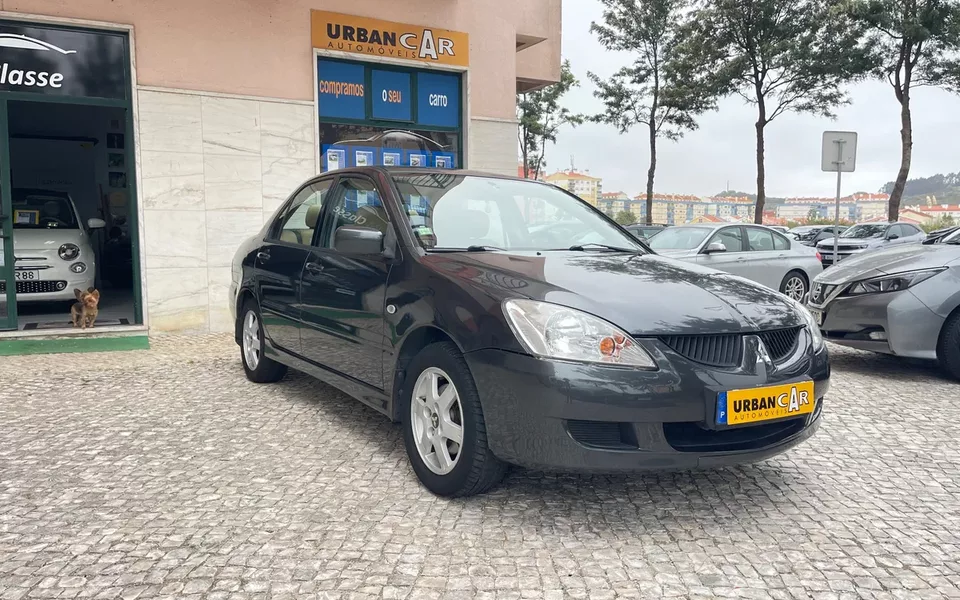 Mitsubishi Lancer