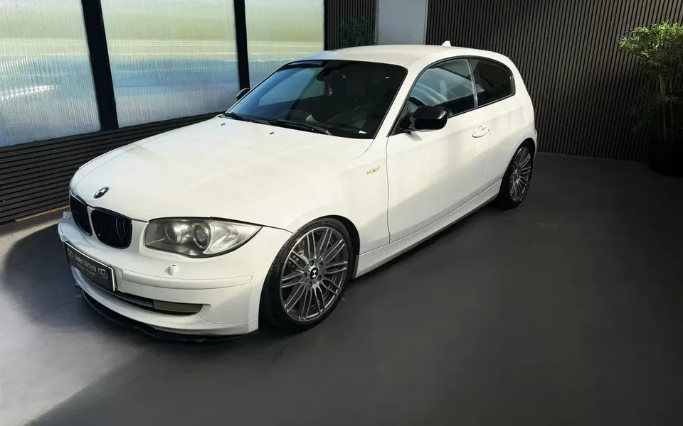 BMW 123 d DPF Aut. Edition Sport