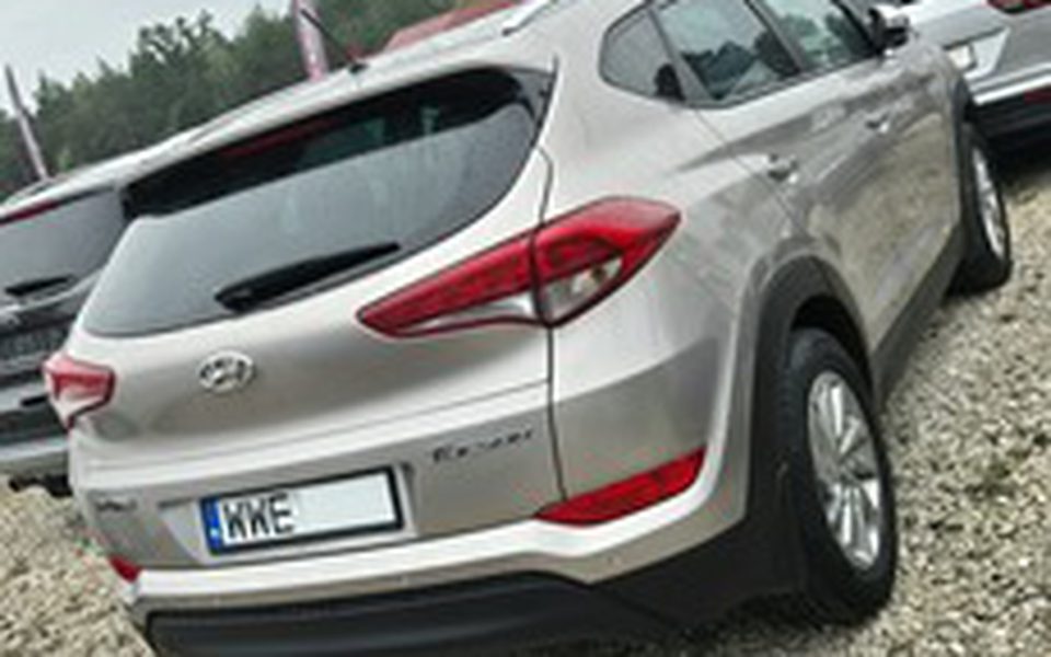 Hyundai Tucson III 1.7dm³ 116KM