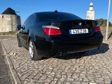 BMW 525