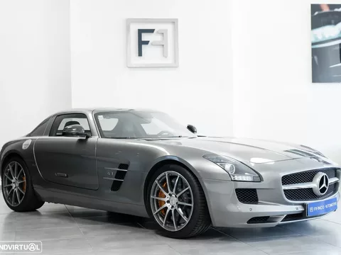Mercedes-Benz SLS 63 AMG Standard