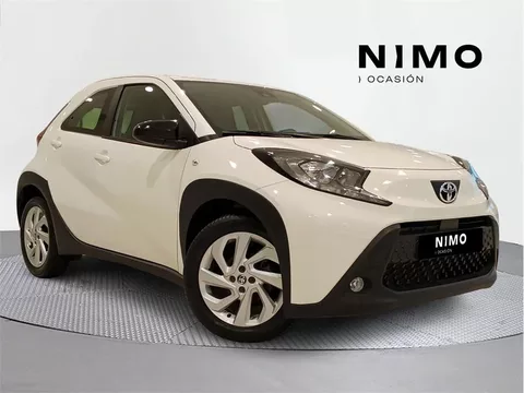TOYOTA Aygo X Cross AYGO X CROSS 1.0 VVT-I 72CV Play