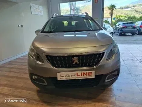 Peugeot 2008 1.2 PureTech Style