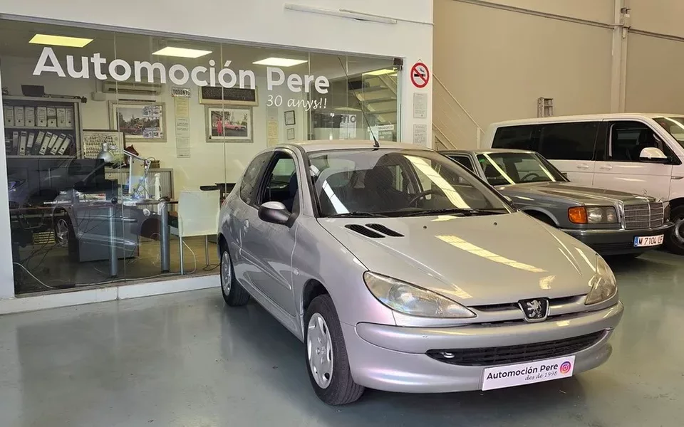 PEUGEOT 206 206 1.4 XR