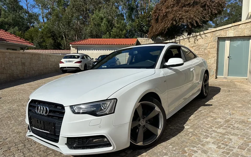 Audi A5 2.0 TDI DPF (clean diesel) quattro S tronic