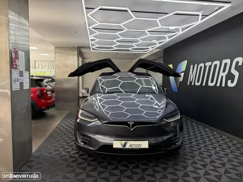 Tesla Model X 100D