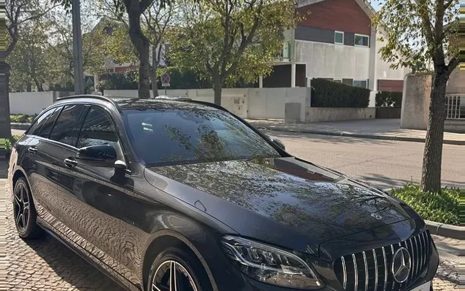 Mercedes-Benz C 300 de AMG Line