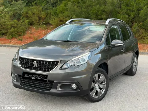 Peugeot 2008 1.2 PureTech Style