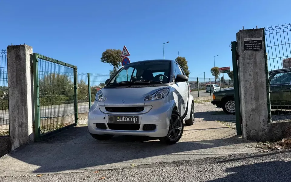 Smart ForTwo Coupé 1.0 mhd Pure 61