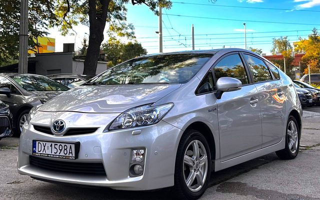 Toyota Prius 30